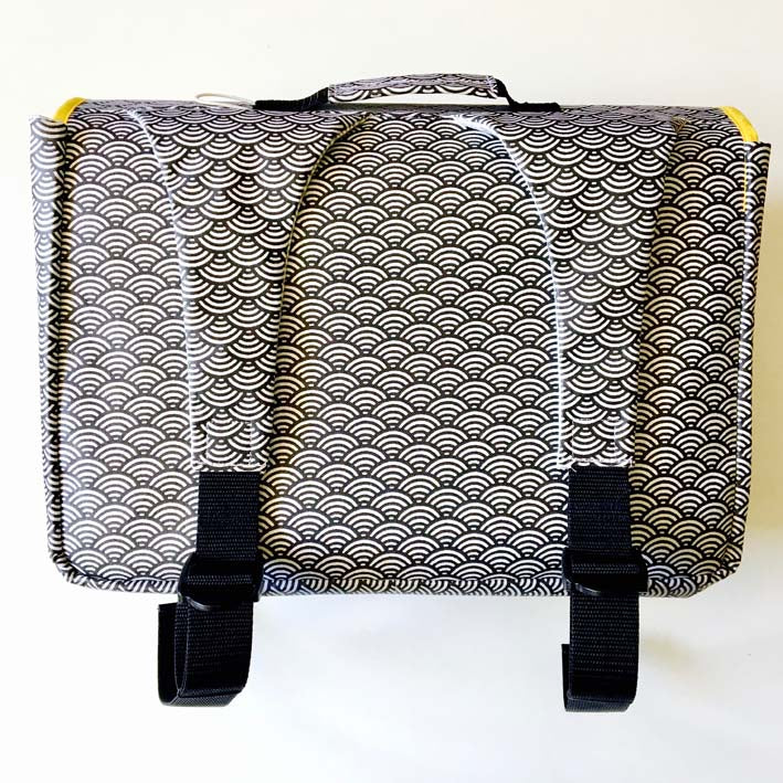 Cartable CP/primaire renforcé et léger Noir et Blanc Scooters