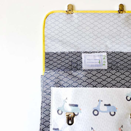 Cartable CP/primaire renforcé et léger Noir et Blanc Scooters