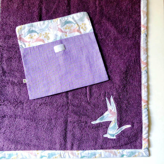 Tapis à langer nomade violet baleines