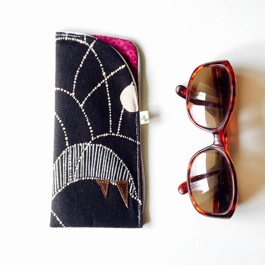 Etui à lunettes rose ou noir