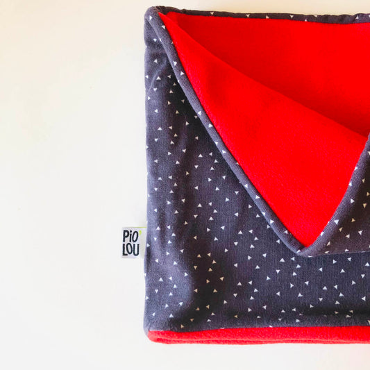 Tour de cou enfant réversible rouge marine triangles