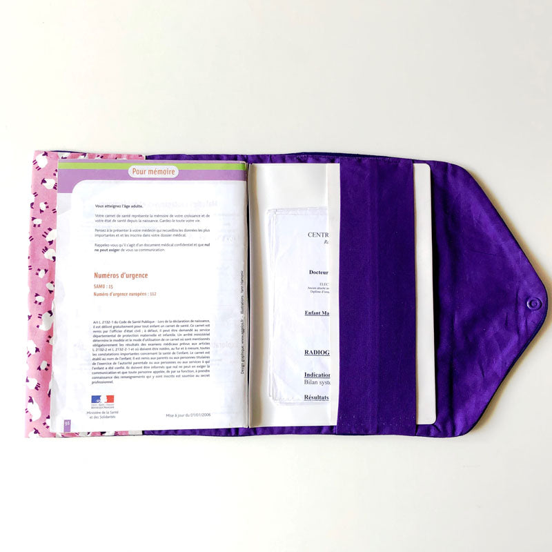 Pochette pour carnet de santé rose moutons