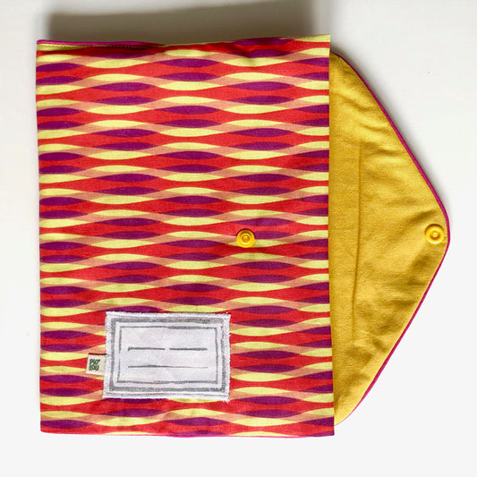 Pochette pour carnet de santé rouge et jaune graphique