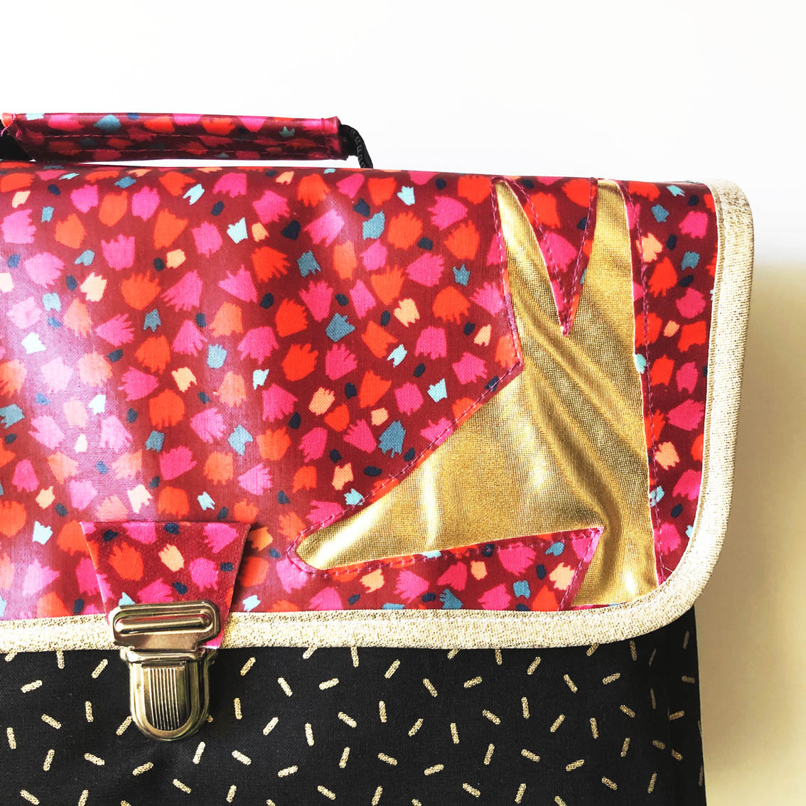 Cartable maternelle noir doré rose