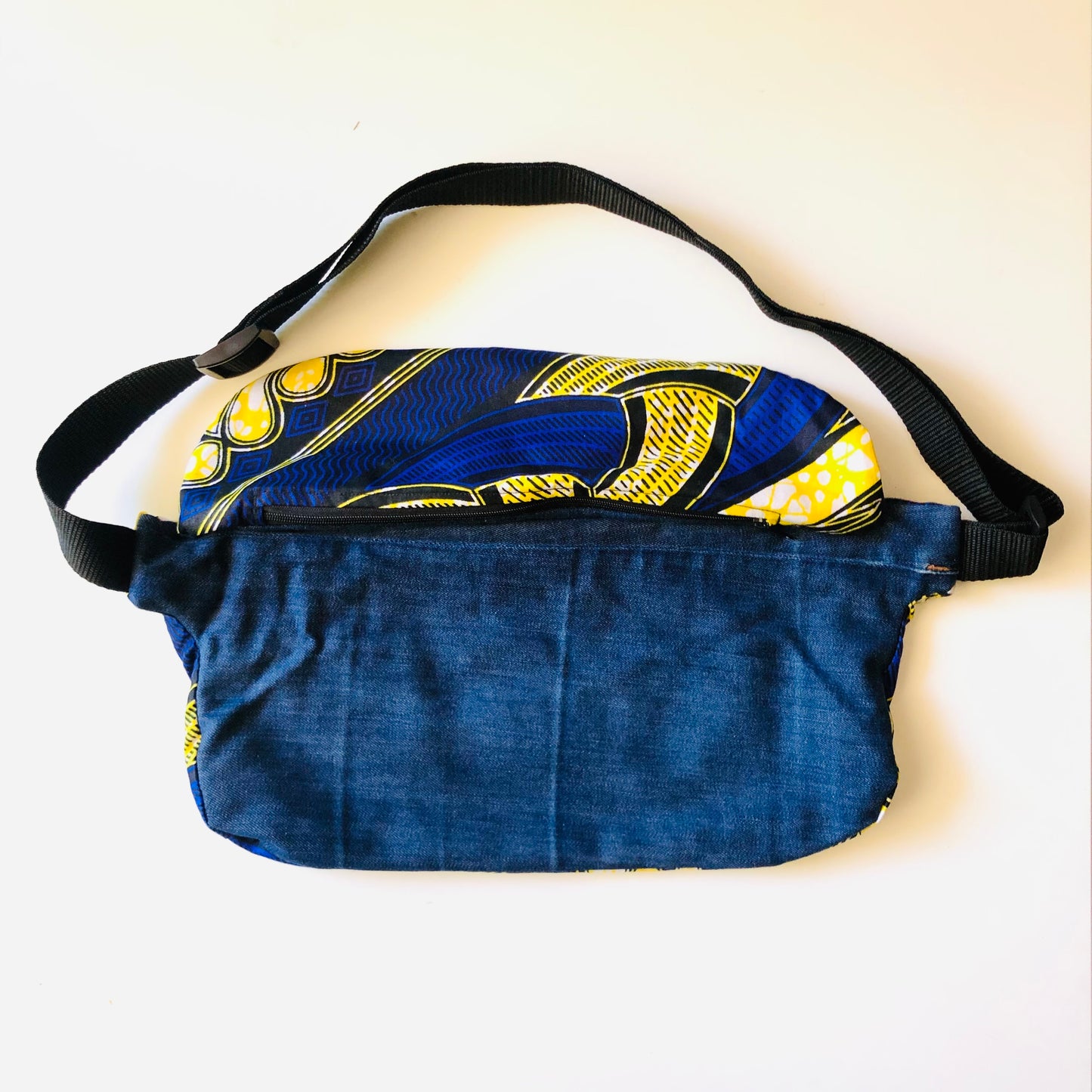 La banane wax bleue et jaune