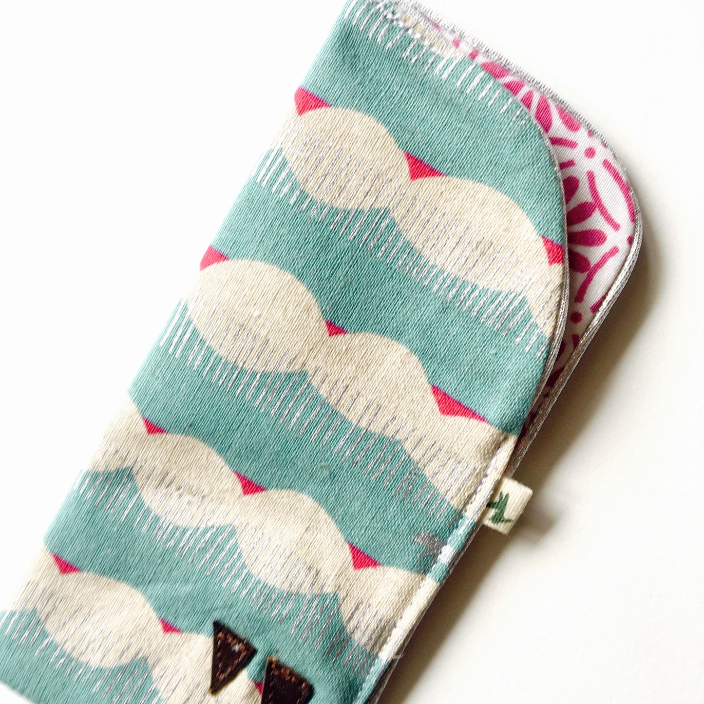 Etui à lunettes loup argenté