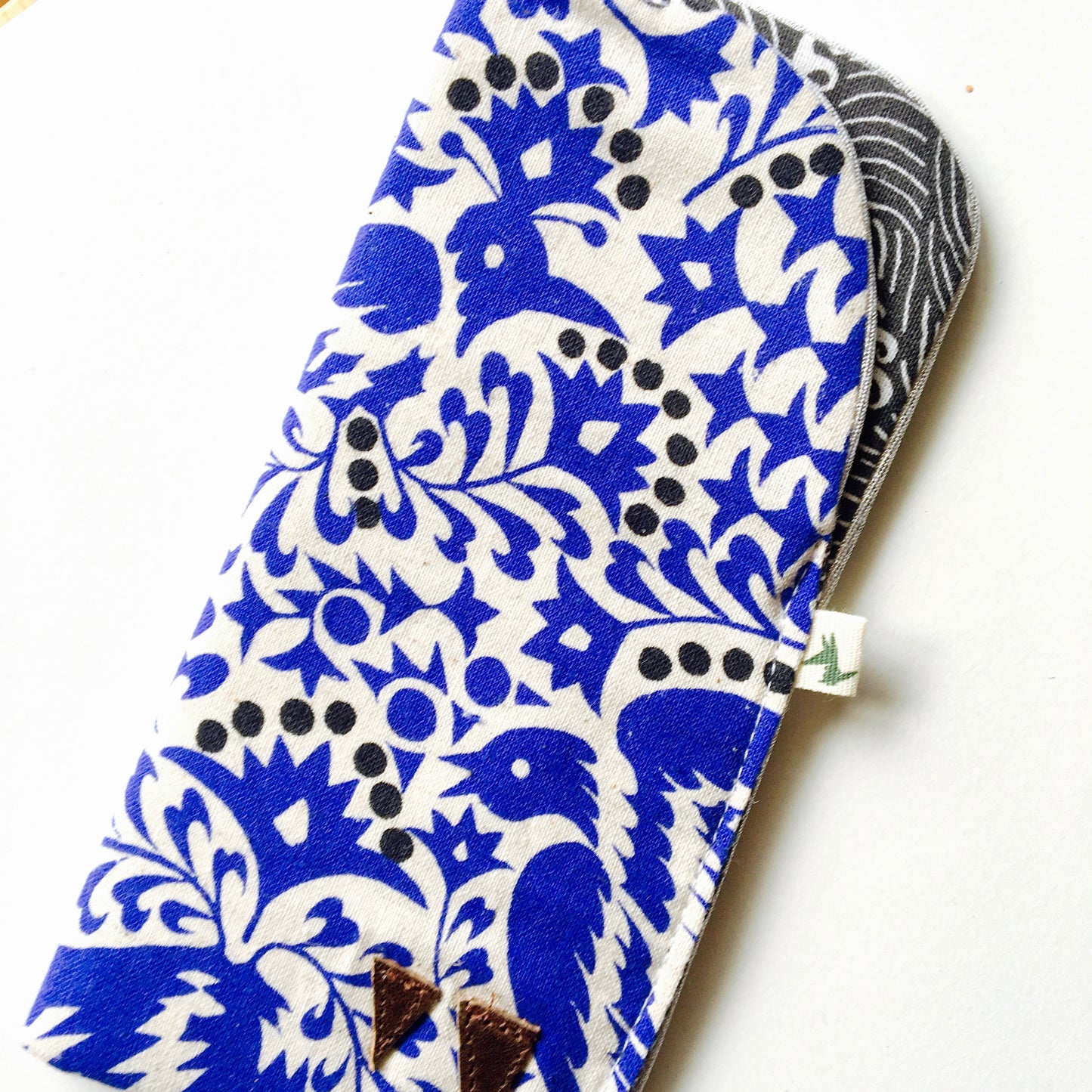 Etui à lunettes fleuri oiseau