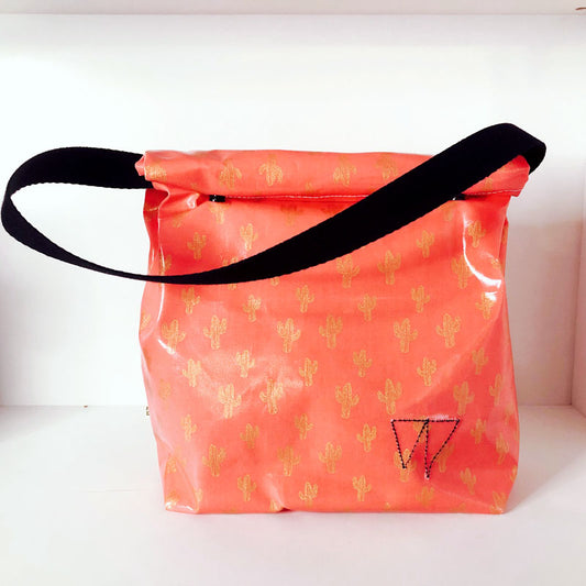 Lunch-bag enduit rose corail à cactus dorés