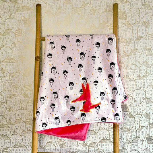 Couverture rose et blanche à motifs indienne